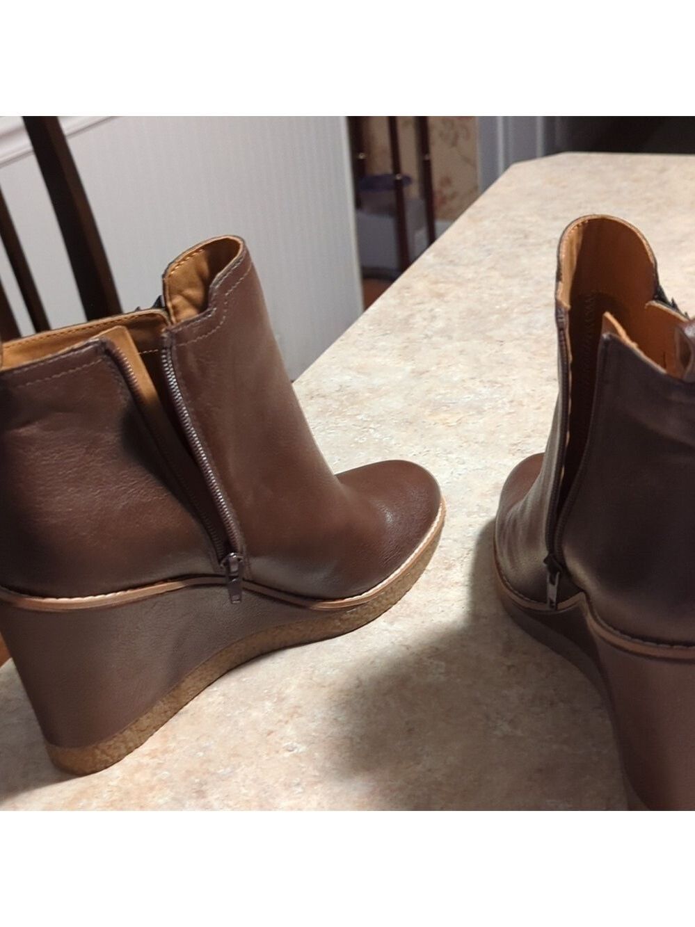 Zodiac Brown Wedge Ankle Boots Women's Size 10 - Picture 9 of 13